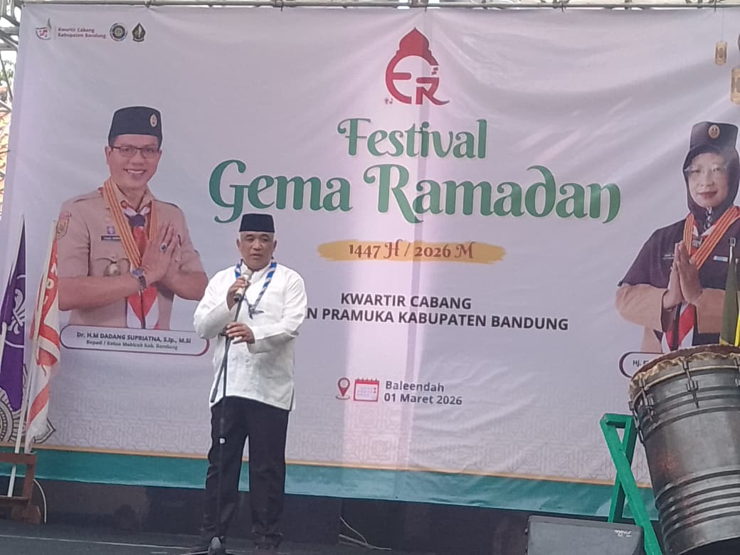 Ketua Harian Kwarcab Pramuka Kab. Bandung Menutup Festival Gema Ramadan 1447 H